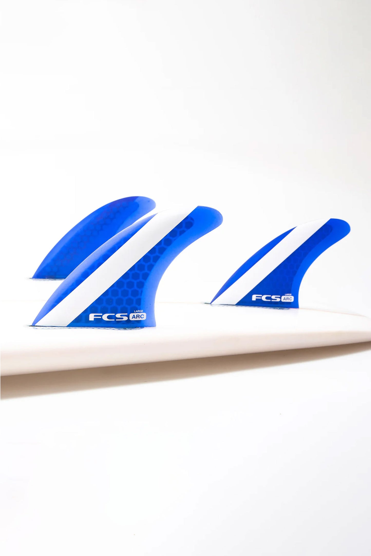 Pukas-Surf-Shop-fcs-arc-tri-fins-blue