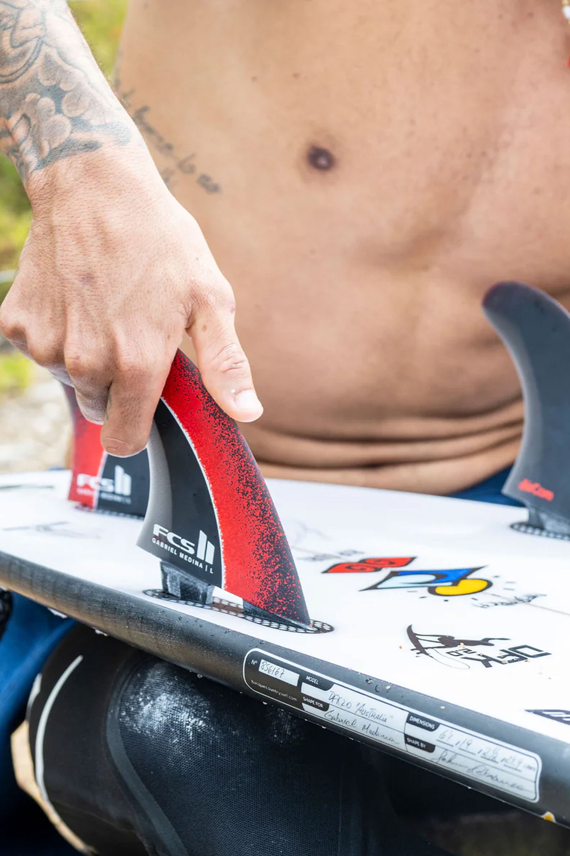 FCS2 GM Gabriel Medina フィン XL FCS II Gabriel Medina Signature Tri Fin Set - FCS JAPAN