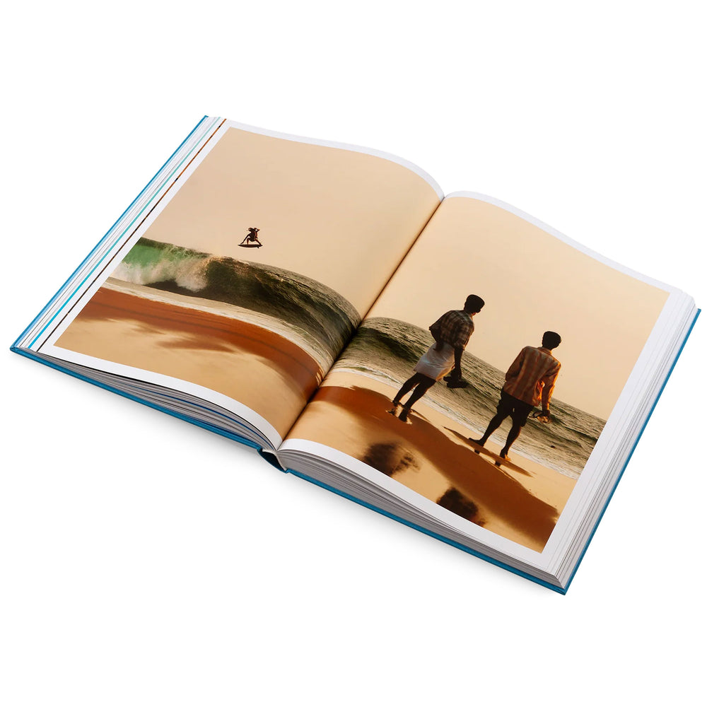 
                      
                        Pukas-Surf-Shop-geltalten-the-oceans-book
                      
                    