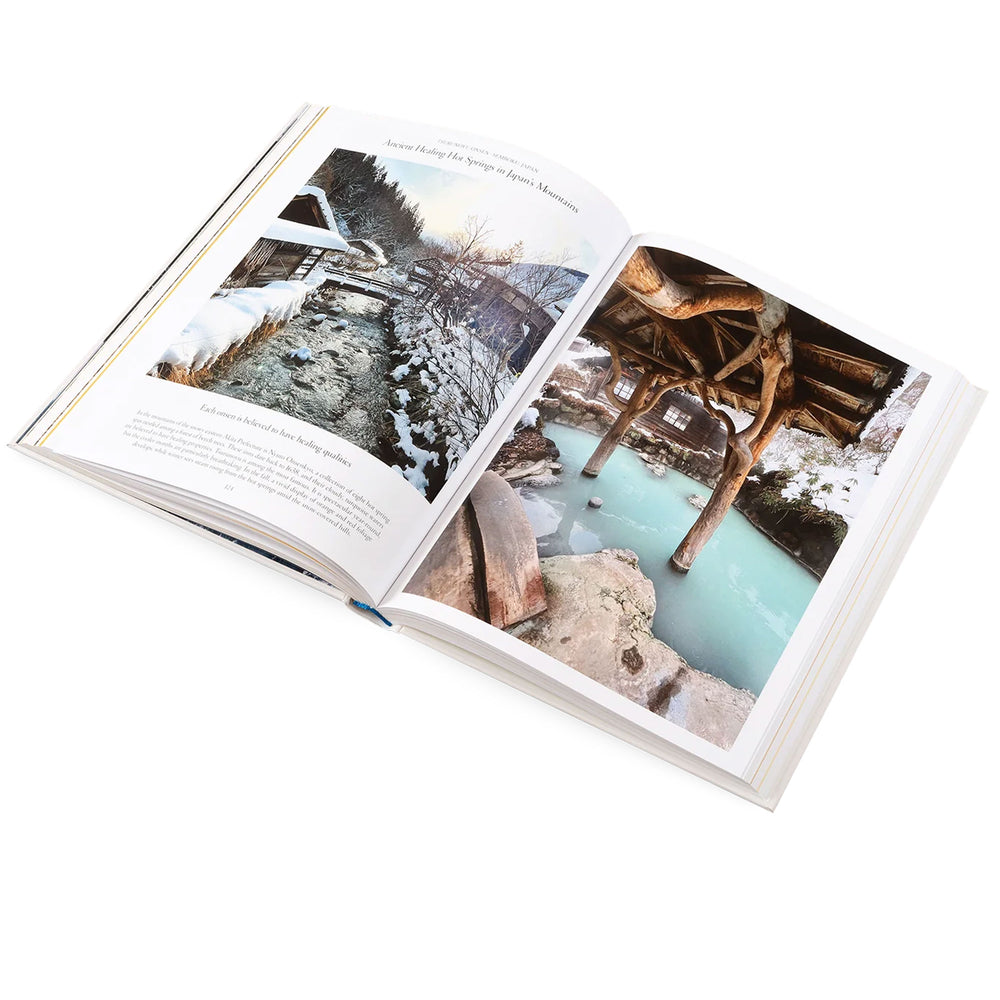 
                      
                        Pukas-Surf-Shop-gestalten-book-the-nature-of-swimming-1
                      
                    