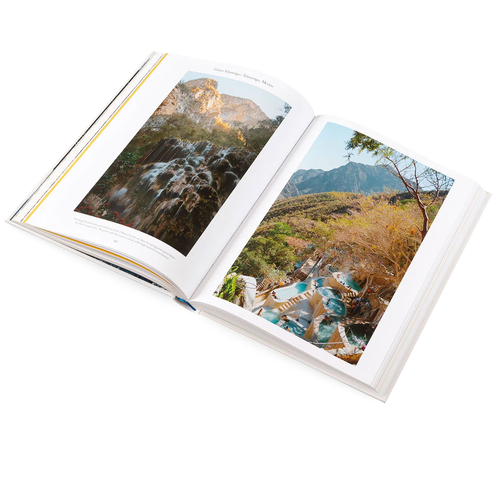 
                      
                        Pukas-Surf-Shop-gestalten-book-the-nature-of-swimming-1
                      
                    