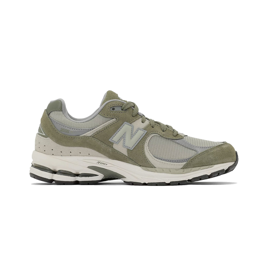 Pukas-Surf-Shop-new-balance-woman-footwear-2002R-green