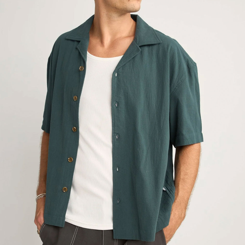 
                      
                        Pukas-Surf-Shop-rhythm-man-shirt-relaxed-texture-ss-teal
                      
                    