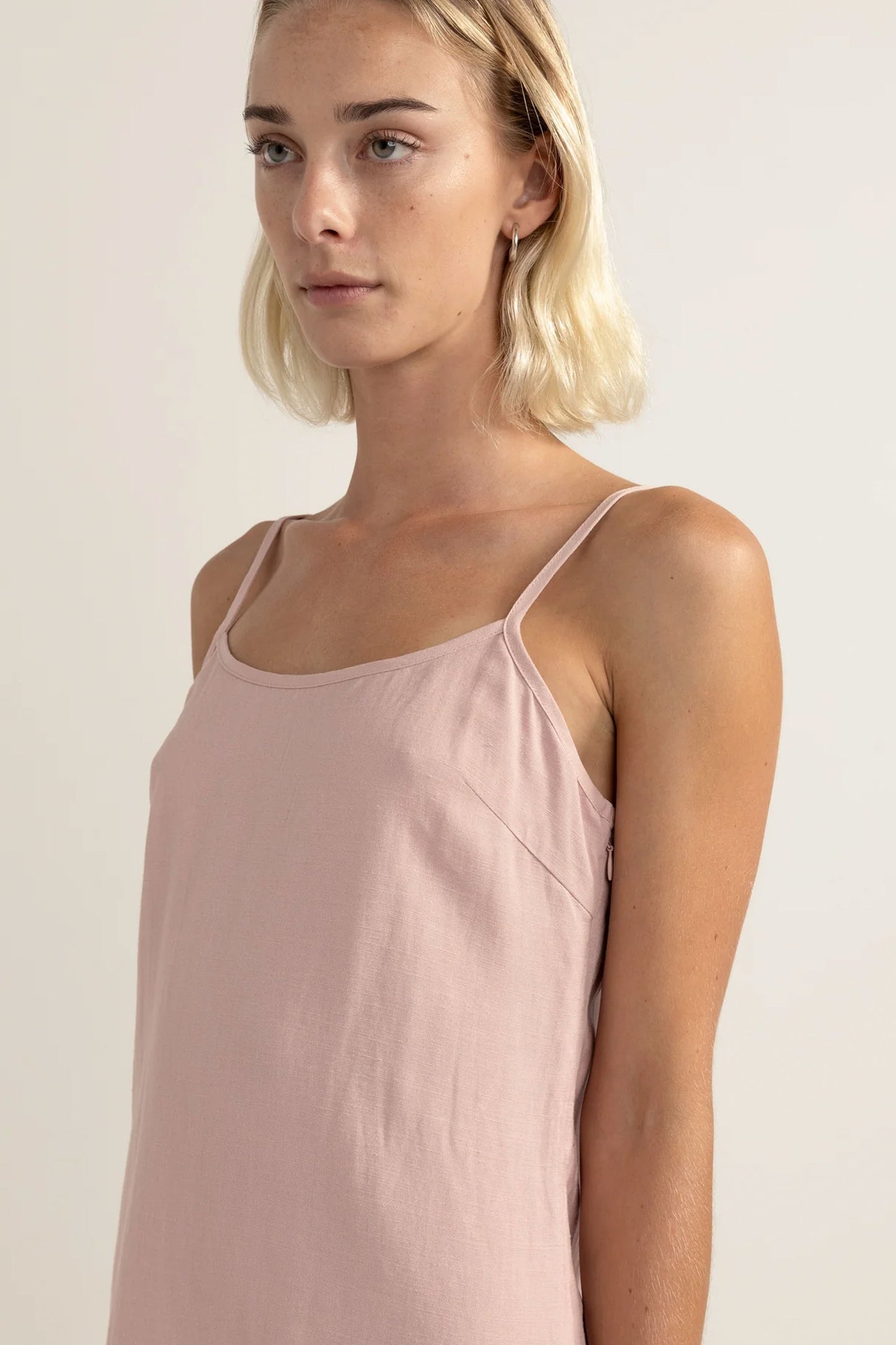 Pukas-Surf-Shop-rhythm-woman-classic-slip-dress-rose