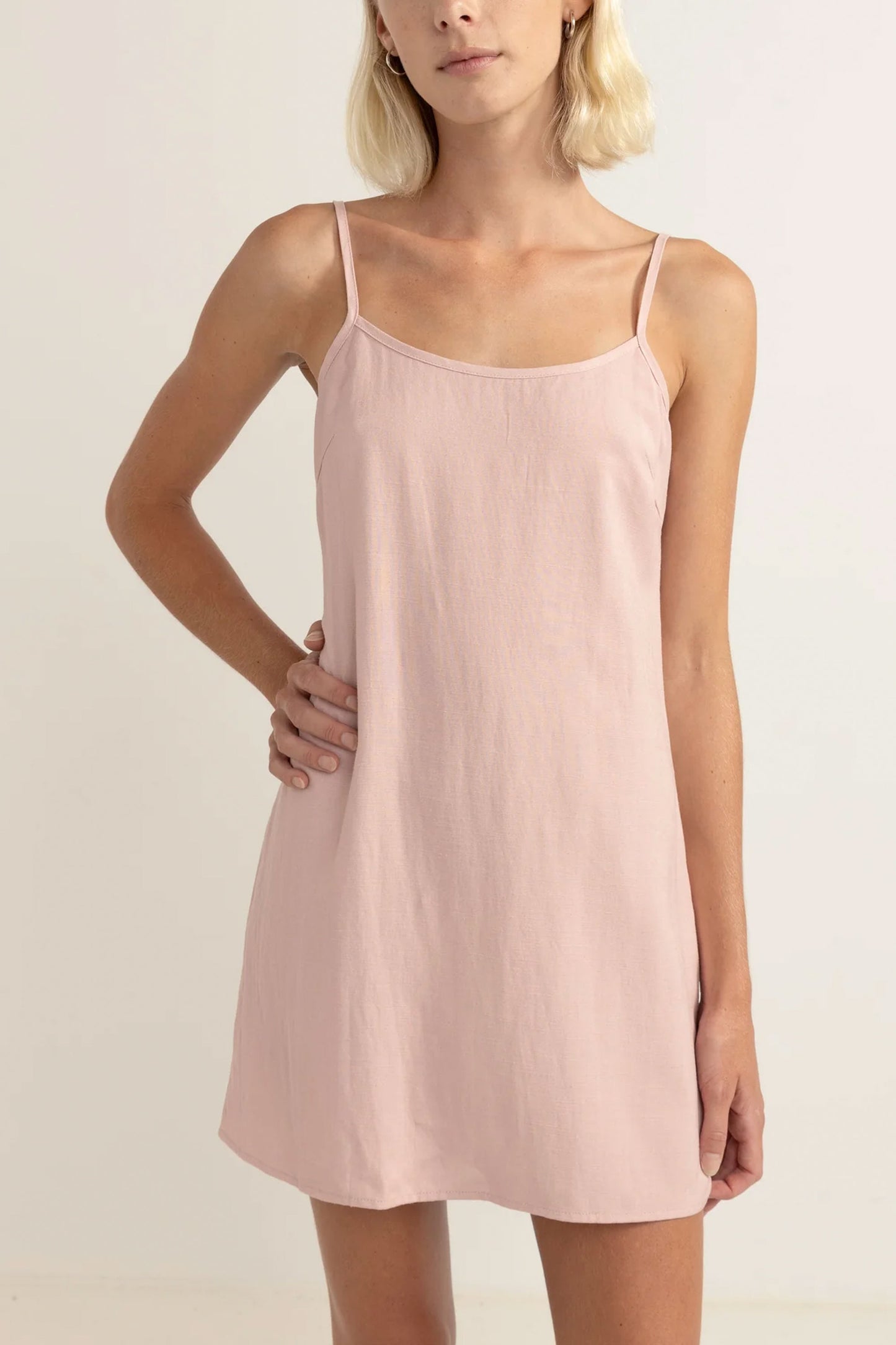 Pukas-Surf-Shop-rhythm-woman-classic-slip-dress-rose