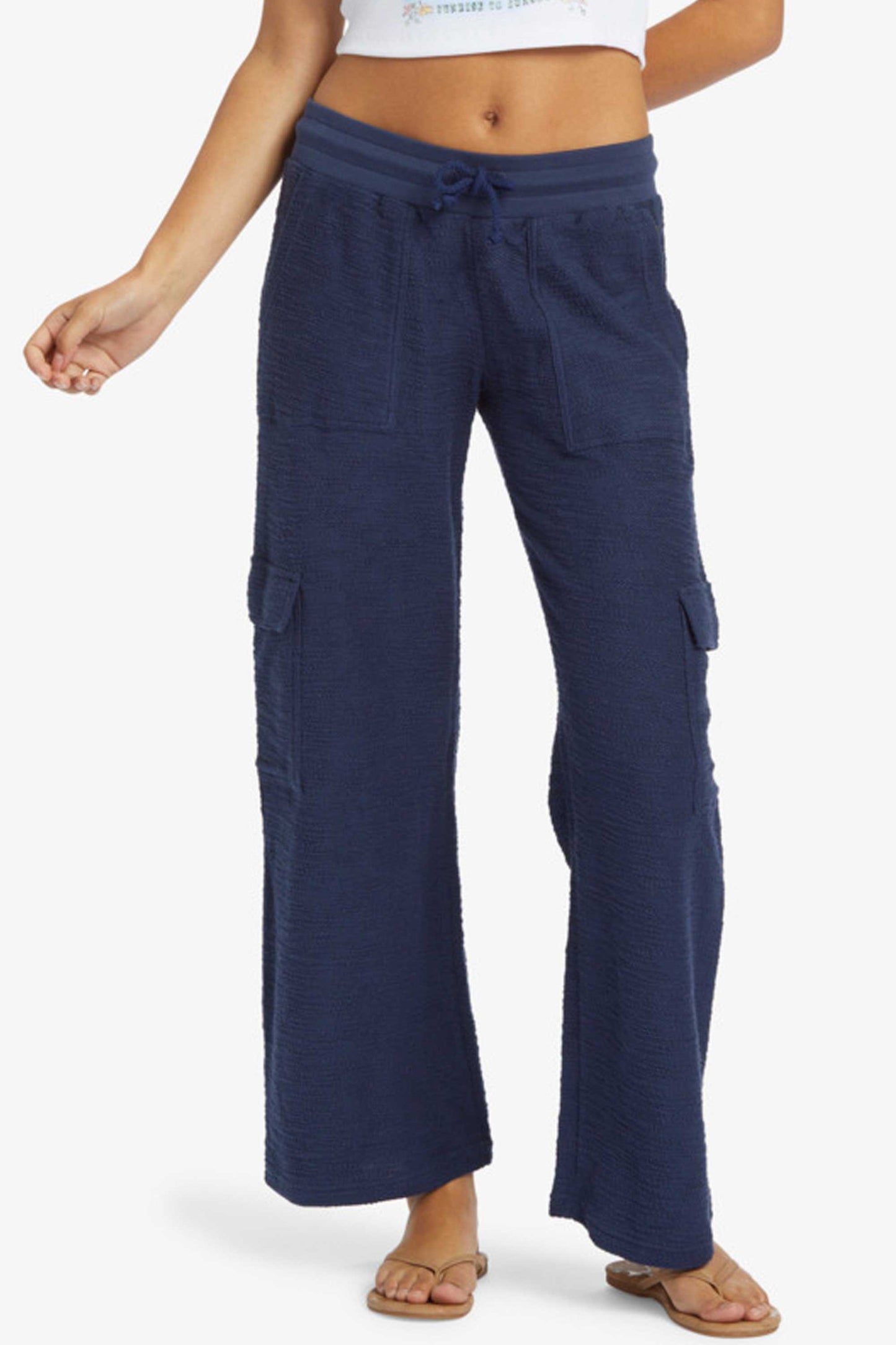 Pukas-Surf-Shop-roxy-woman-pant-off-the-hook-cargo-naval-academy