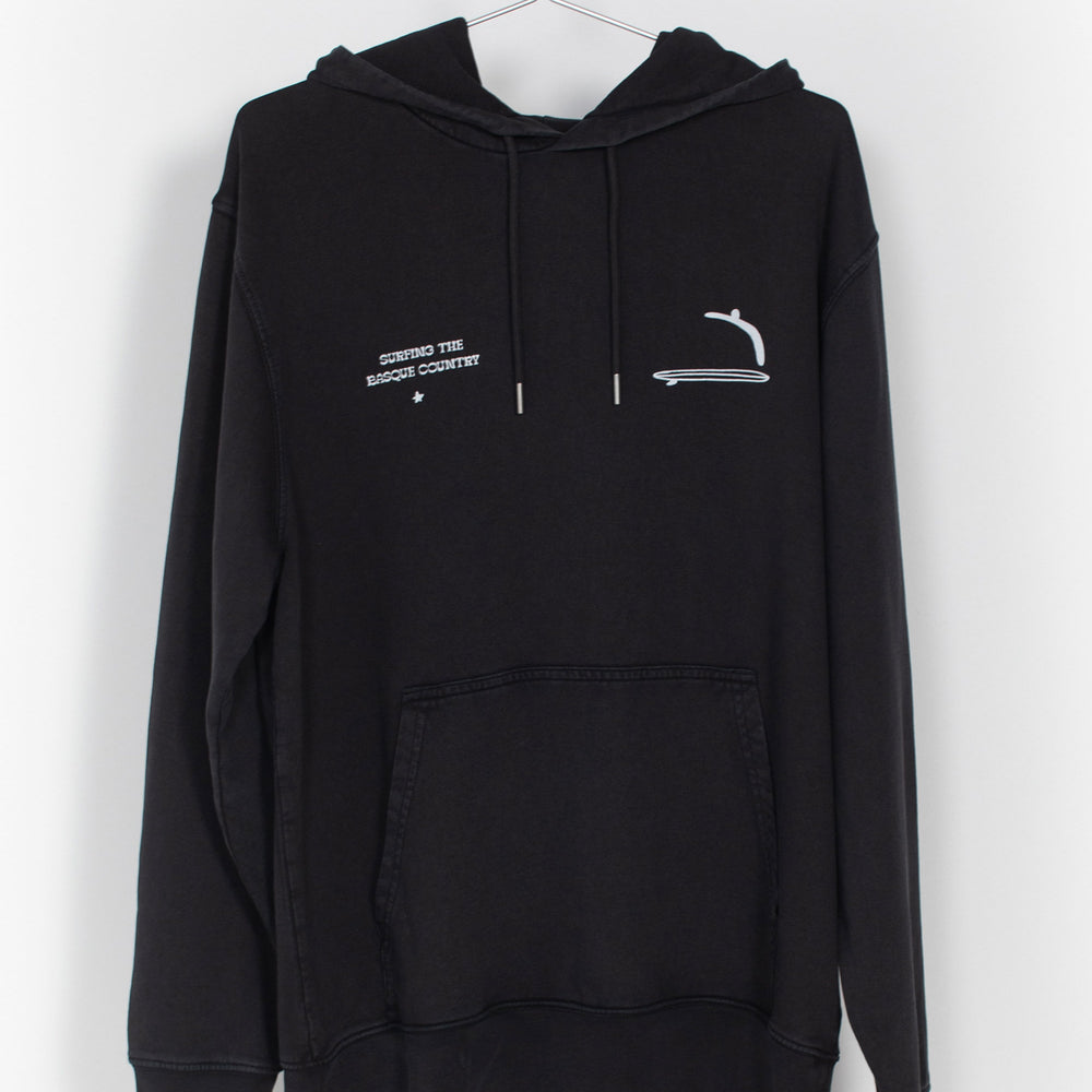 Pukas-Surf-Shop-surfing-the-basque-country-corrientes-man-hoodie-1