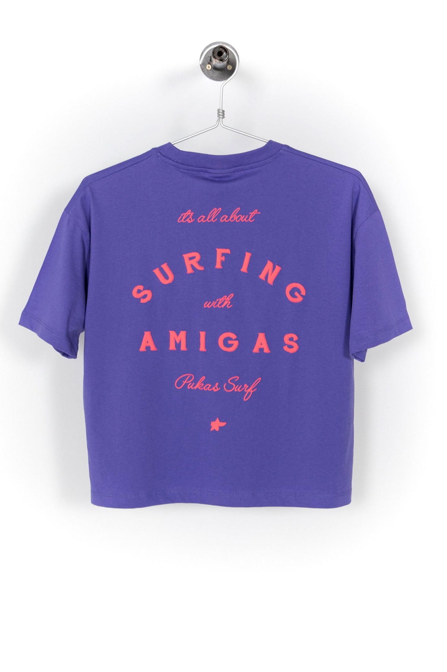 Pukas-Surf-Shop-surfing-with-amigas-tee-woman-purple