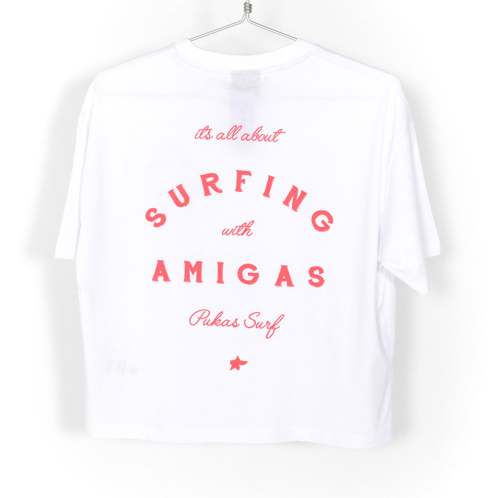 Pukas-Surf-Shop-surfing-with-amigas-tee-woman-white