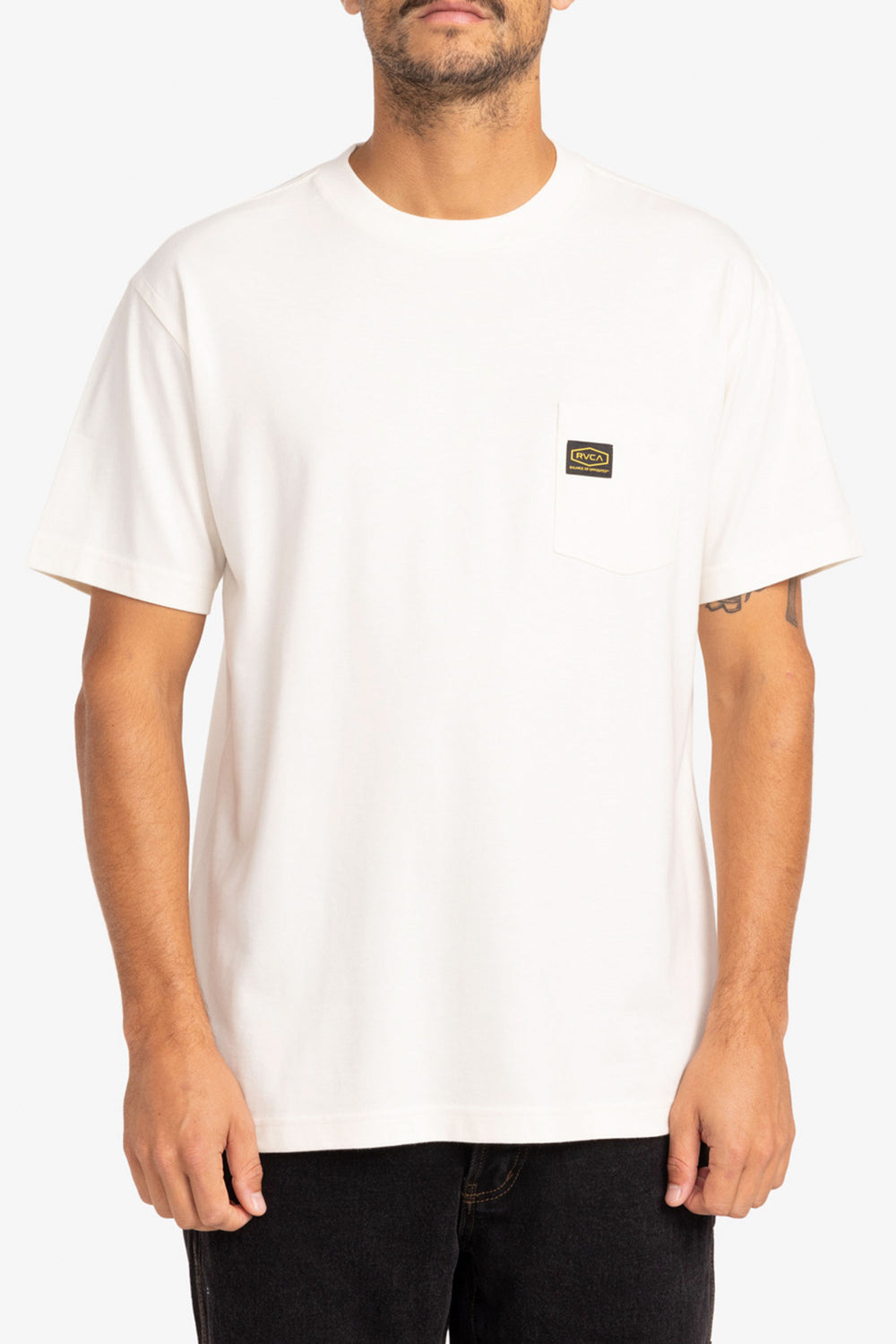 Pukas-Surf-Shop-tee-men-rvca-americana-pocket-antique-white-2