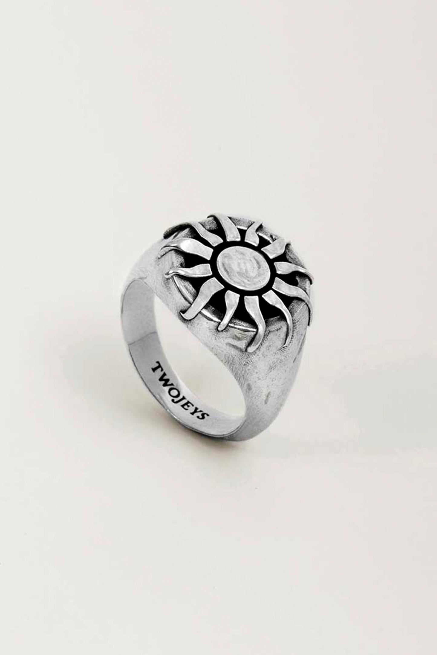     Pukas-Surf-Shop-twojeys-jewellery-Organic-Sun-Ring