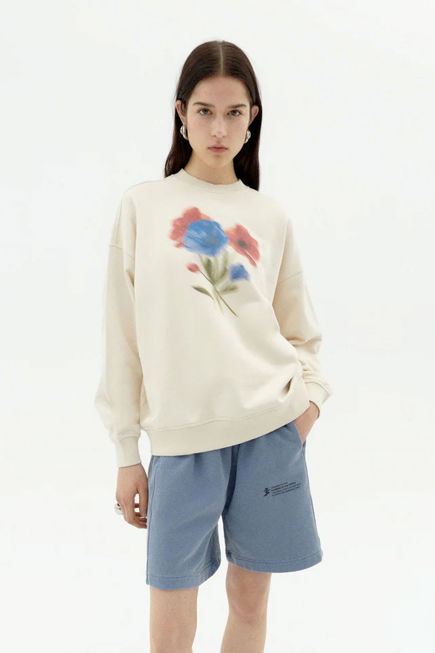 Pukas-Surf-Shop-woman-Sweater-thinking-mu-jjimena-blurry-flowers-white