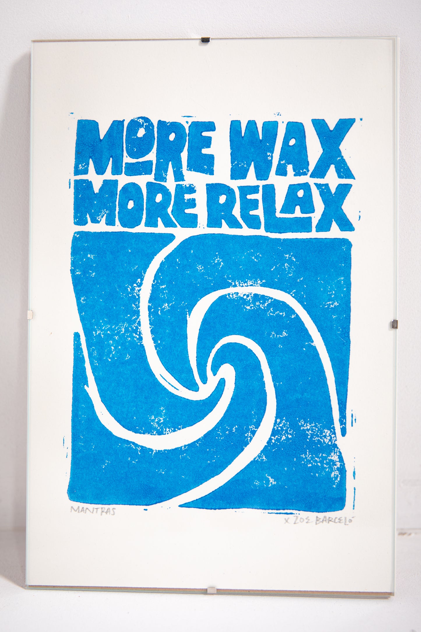 
                  
                    Pukas-Surf-Shop-zoe-barcelo-print-more-wax-a4-blue
                  
                
