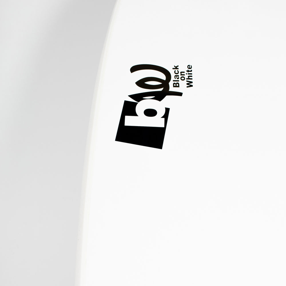 Pukas-bw-surfboards