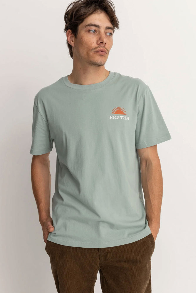  Analyzing image     Pukas-surf-shop-Awake-Ss-T-Shirt