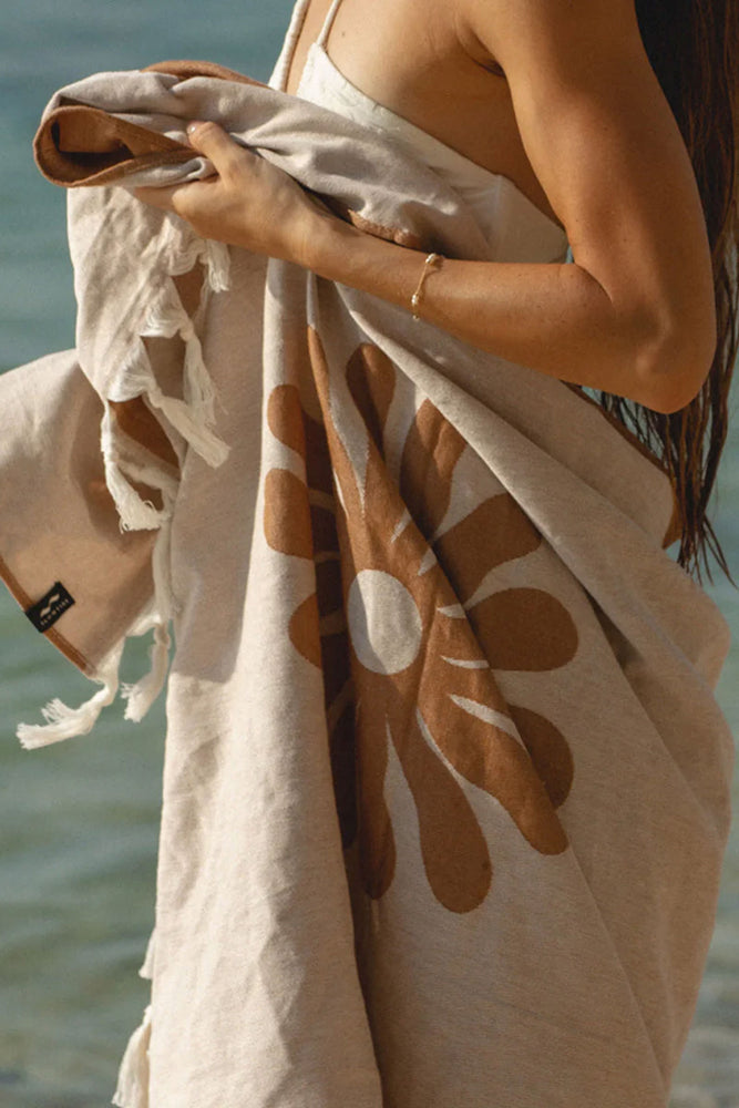 
                  
                    Pukas-surf-shop-slowtide-Botanical-Balance-Turkish-Towel
                  
                