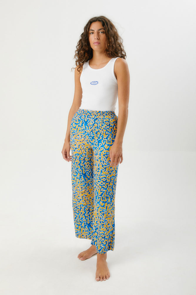Pukas-Clothing-SS23-40MCT03-40MP001-Fuego-Rib-Tank-Lava-Pants