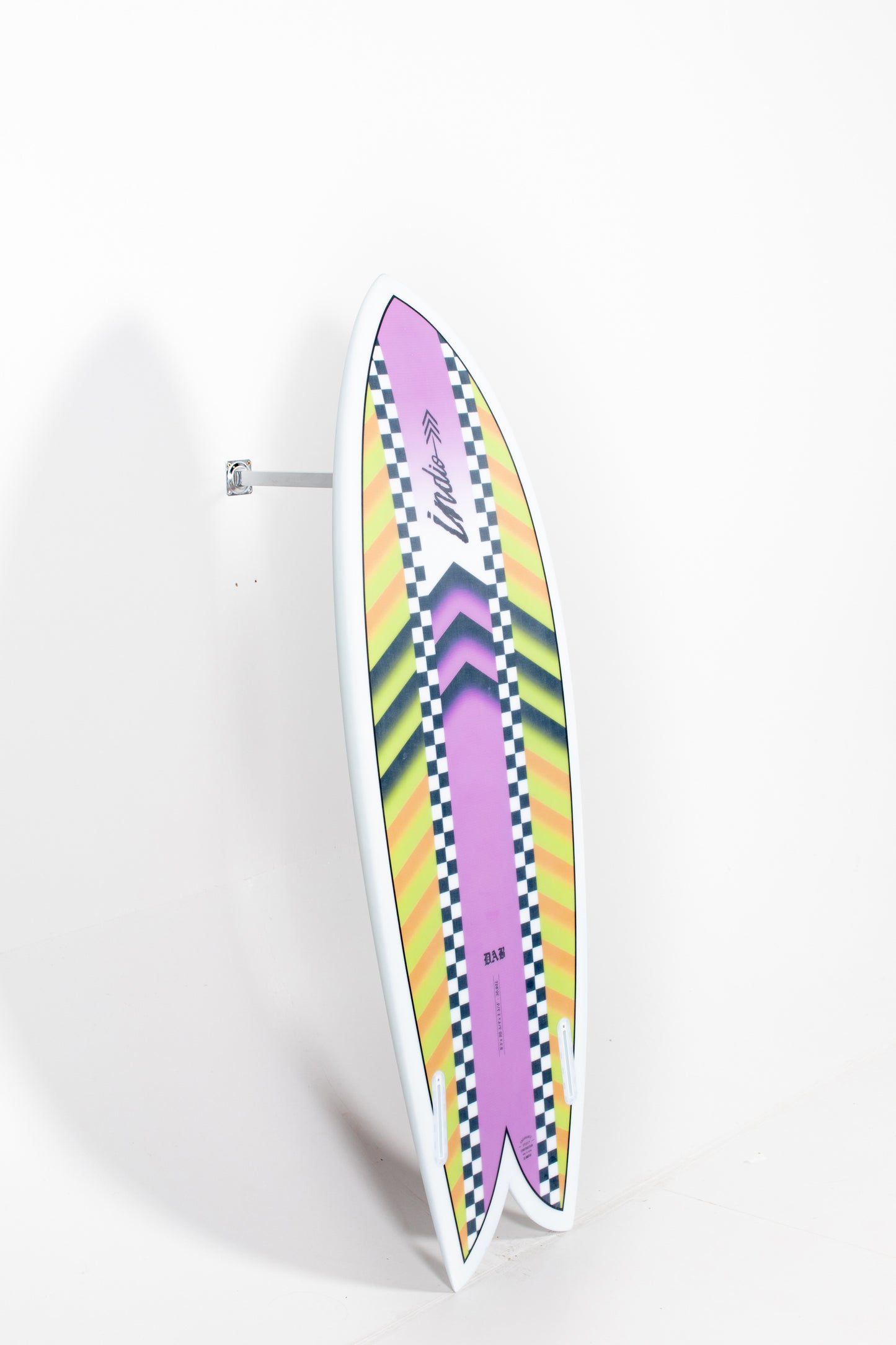 
                  
                    Indio Surfboard - Endurance - DAB From the 80´s - 5’3” x 20 3/4 x 2 3/8 x 30.92L.
                  
                