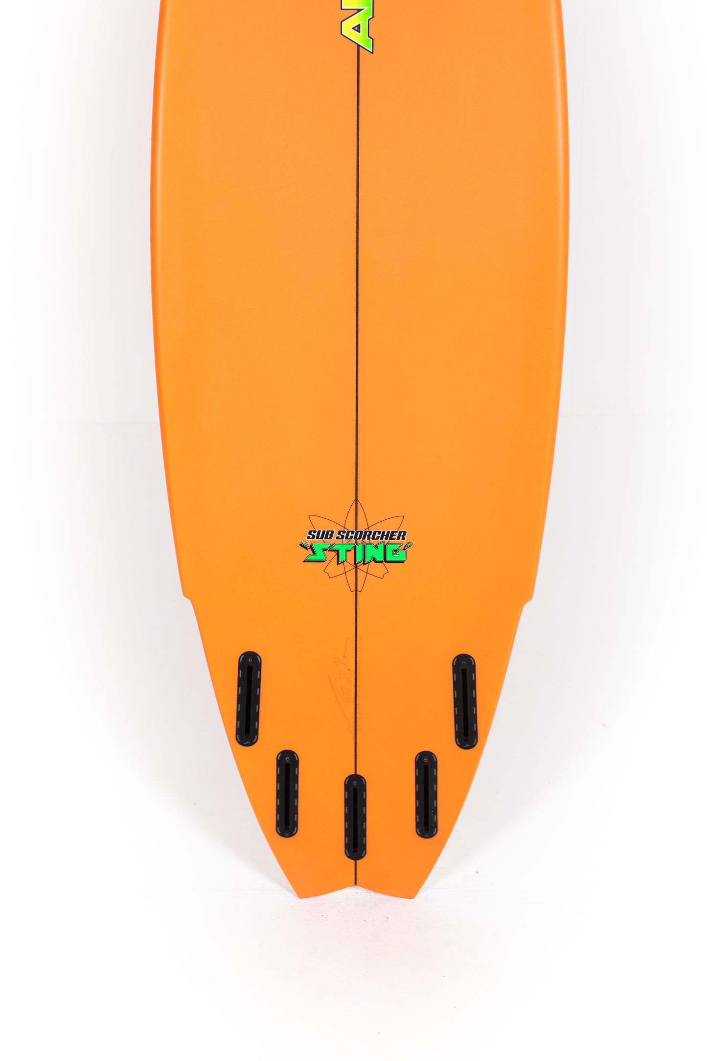 
                  
                    Pukas Surf Shop - Lost Surfboard - SUB SCORCHER STING by Mayhem x Brink - 6’1” x 20,75" x 2.65" - 35.5L - MA00041
                  
                