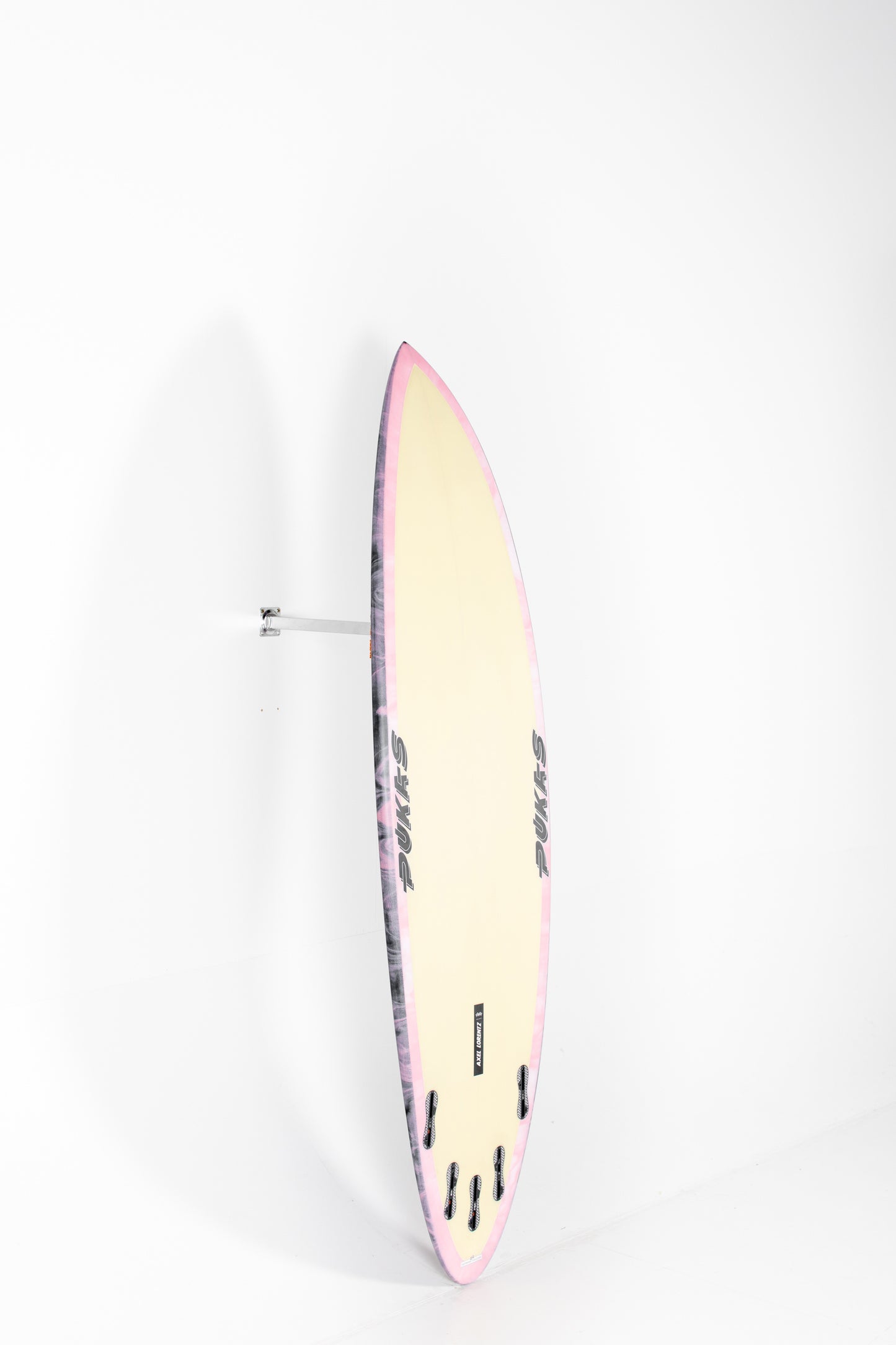 
                  
                    Pukas Surf Shop - Pukas Surfboard - 69ER EVOLUTION by Axel Lorentz- 6’0” x 20,25 x 2,5 - 32,26L - AX05903
                  
                