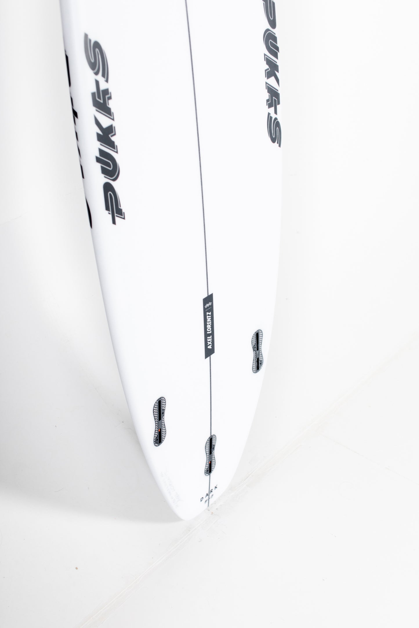 
                  
                    Pukas Surf Shop - Pukas Surfboard - DARK by Axel Lorentz - 6’1” x 19,63 x 2,4 - 30,67L - AX06153
                  
                