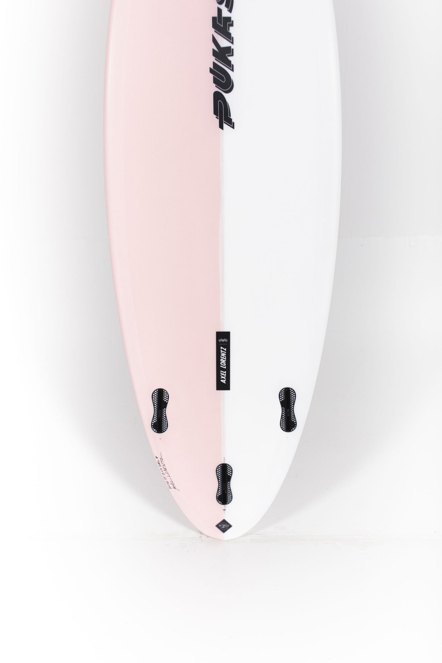 Pukas Surf shop - Pukas Surfboard - ORIGINAL 69 by Axel Lorentz - 5’4” x 19 x 2,13 - 23,89L - AX05464