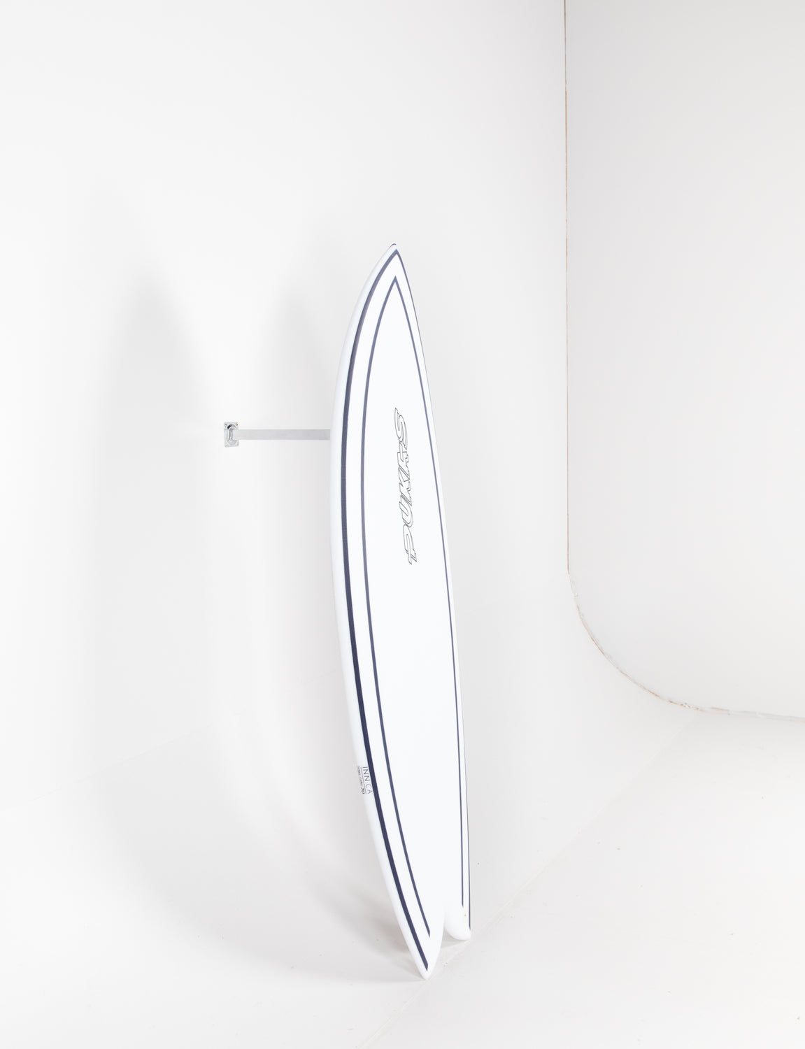 
                  
                    Pukas Surfboard - INNCA Tech - WOMBI FISH by Eye Symmetry - 5’06” x 20 3/4 x 2 5/16 x 29.9L Ref:0002
                  
                