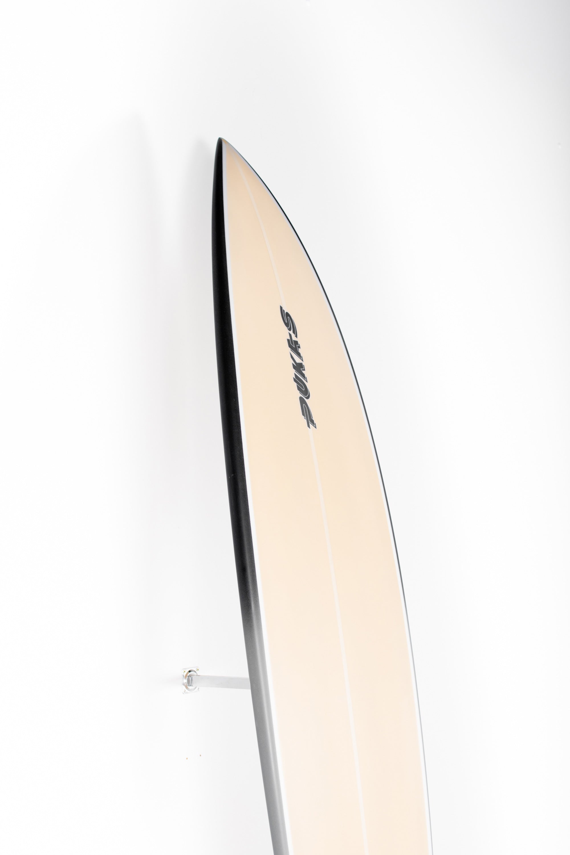 Pukas Surfboard - TWIG CHARGER by Axel Lorentz - 8´6” at PUKAS