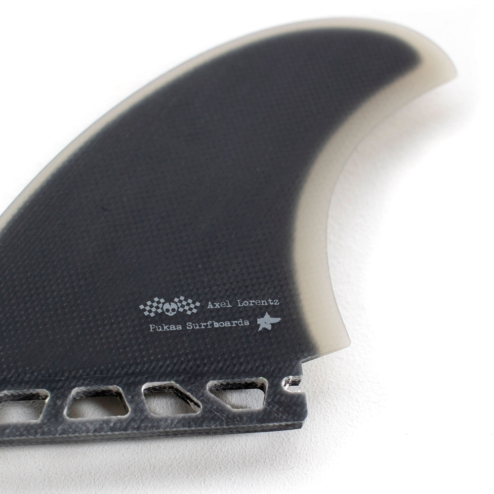 
                      
                           Pukas-Surf-Shop-Pukas-fins-Axel-Lorentz
                      
                    
