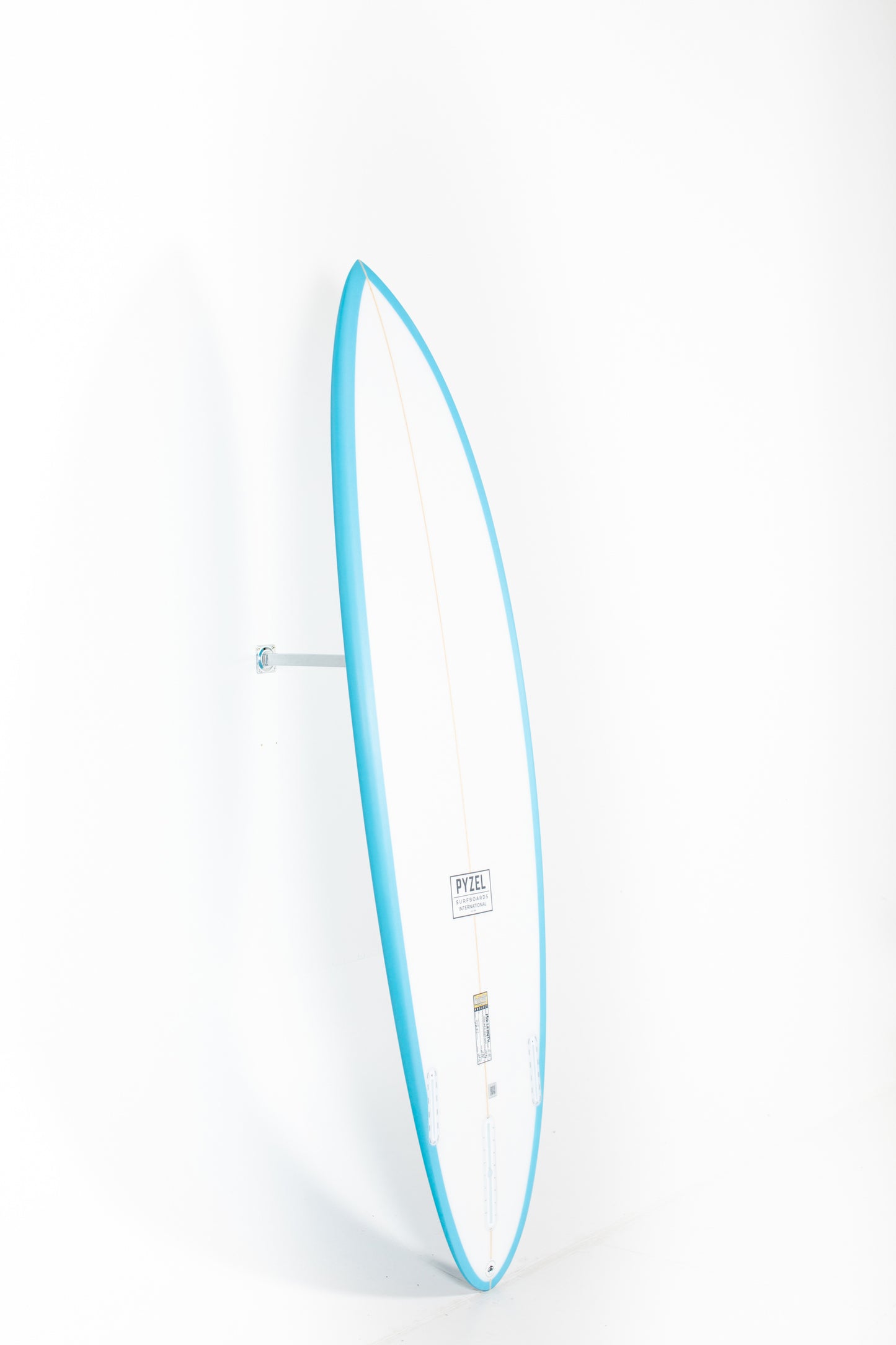 
                  
                    Pukas Surf Shop - Pyzel Surfboards - MID LENGTH CRISIS - 6'10"x20 7/8"x2 3/4"x41.90L.  - REF.555320
                  
                