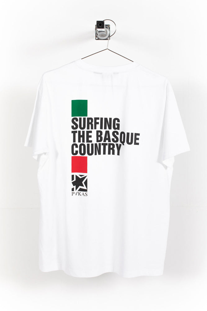 
                  
                    Pukas-Surf-Shop-Surfing-the-basque-country-white-tee-man
                  
                
