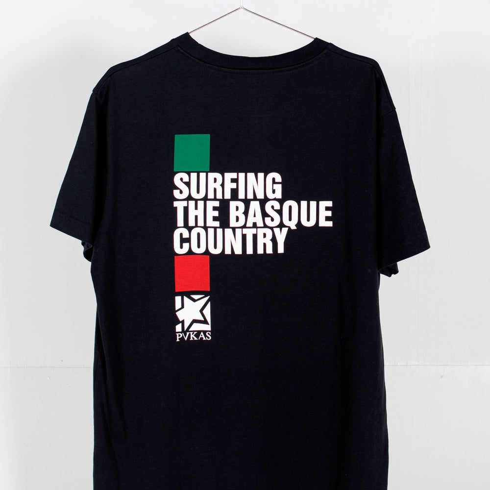 
                      
                        Pukas-Surf-Shop-Surfing-the-basque-country-classic-man-tee-black
                      
                    