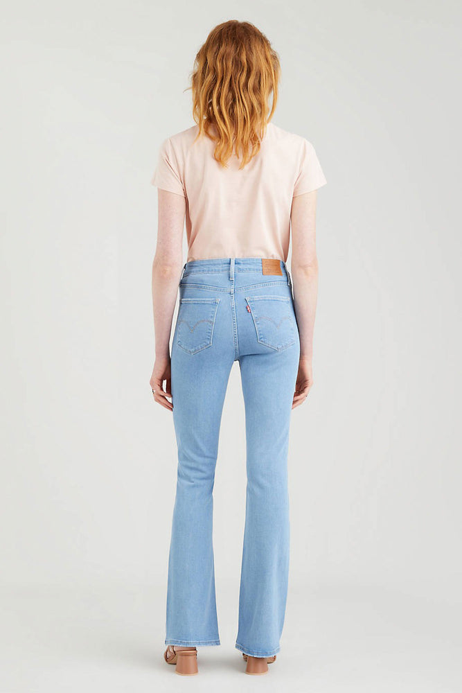    Pukas-Surf-Shop-levis-pants-725-High-Rise-Bootcut-rio-fate