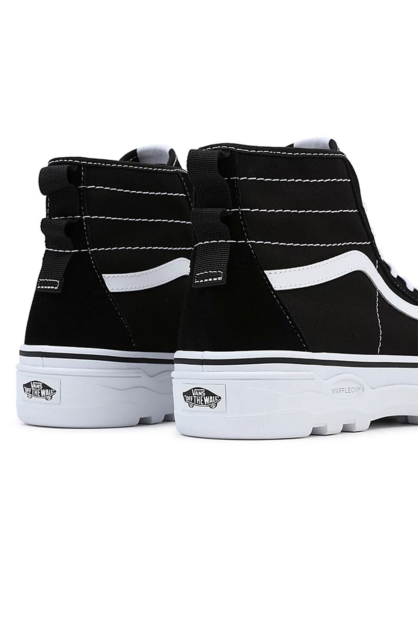    Pukas-Surf-Shop-vans-footwear-Sentry-Sk8-Hi-black-white