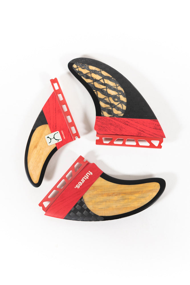 pukas-surf-shop-futures-rob-machado-twin-2_1-blackstix
